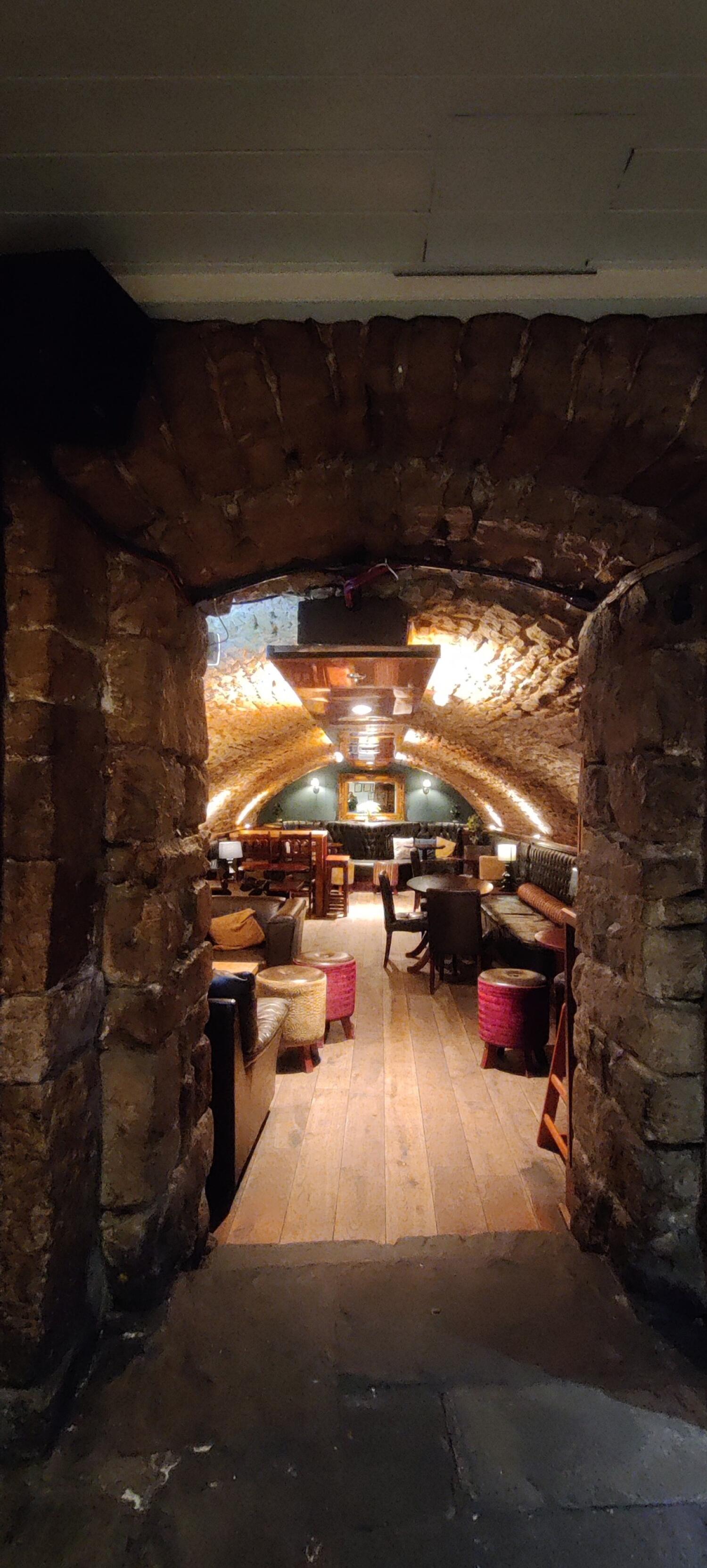 Indoor - Side space
