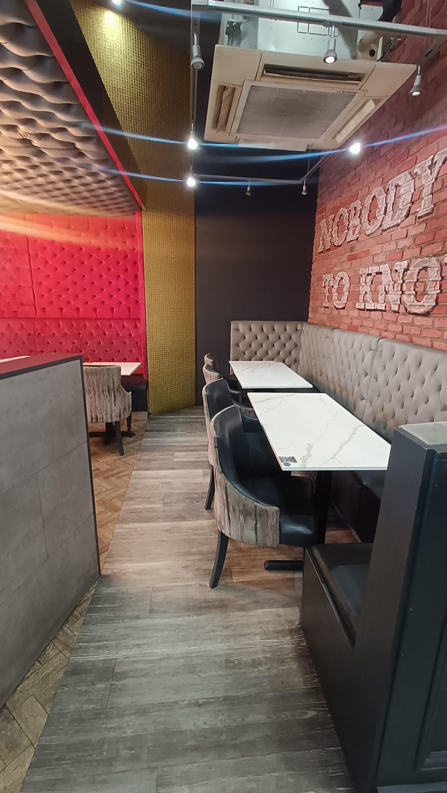 Indoor - Side space