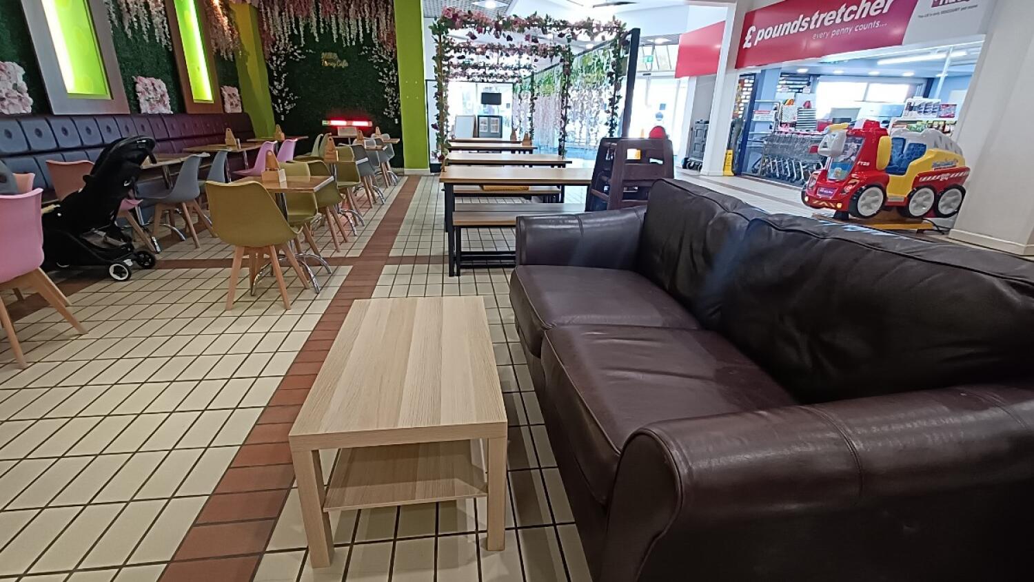 Indoor – Front space