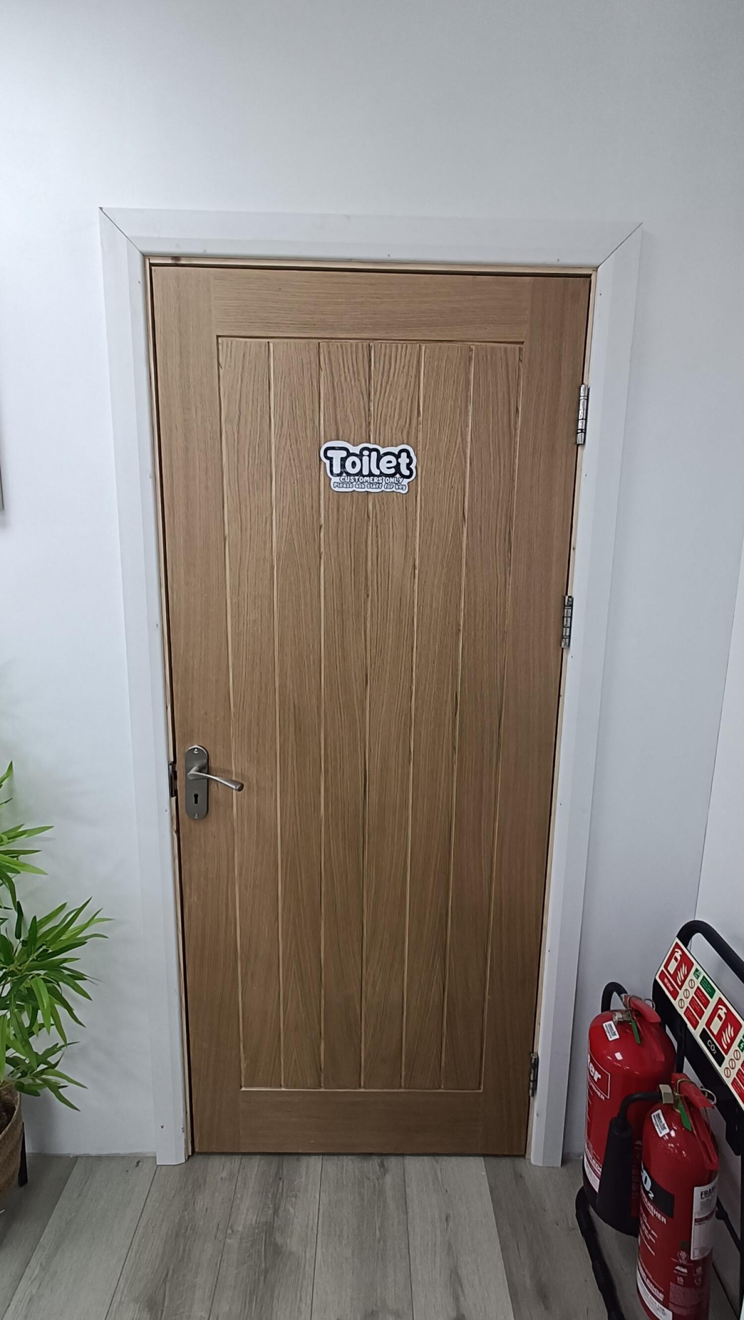 Wheelchair-accessible bathroom