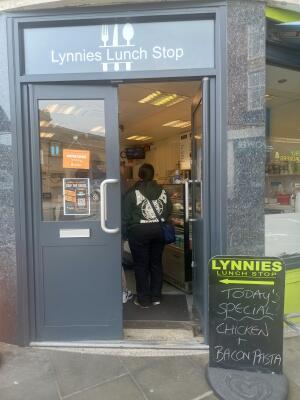 Photo of Lynnies Lunch Stop