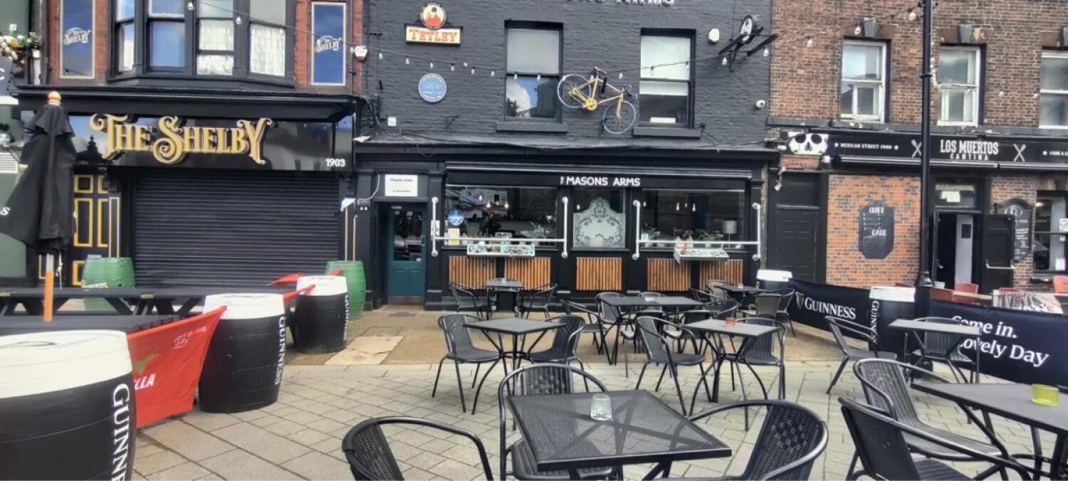 Outdoor – Front or street space