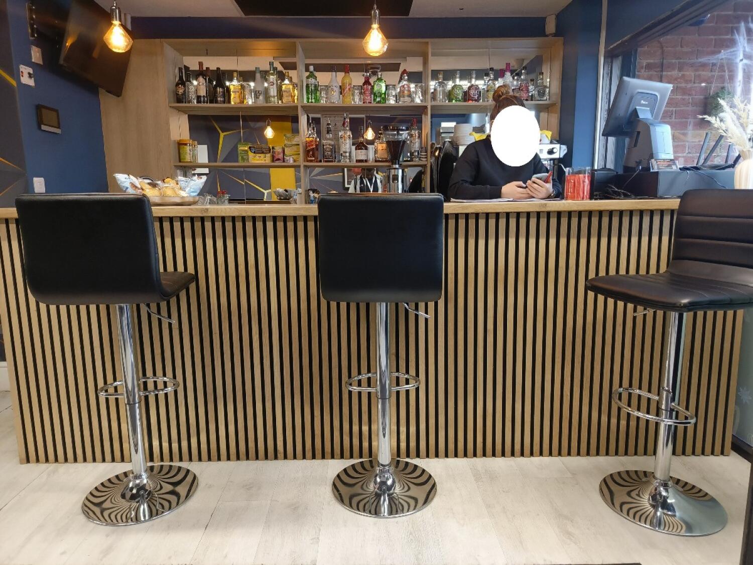 Indoor – Front space