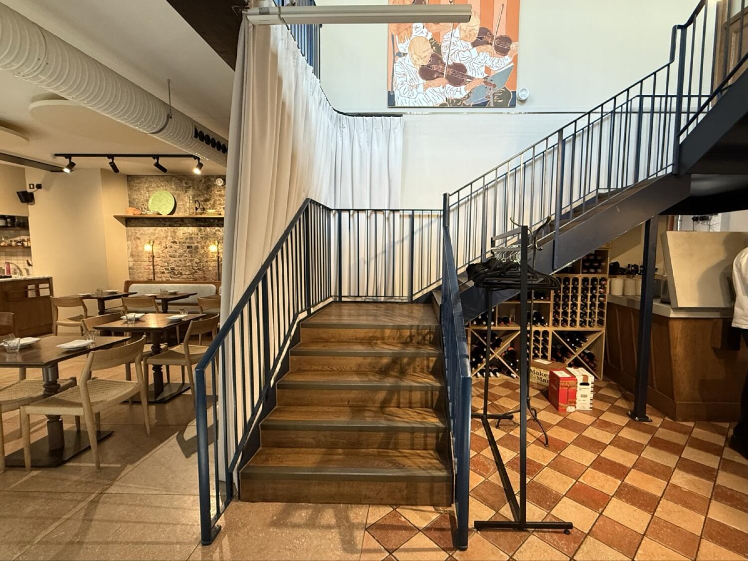 Indoor – Front space