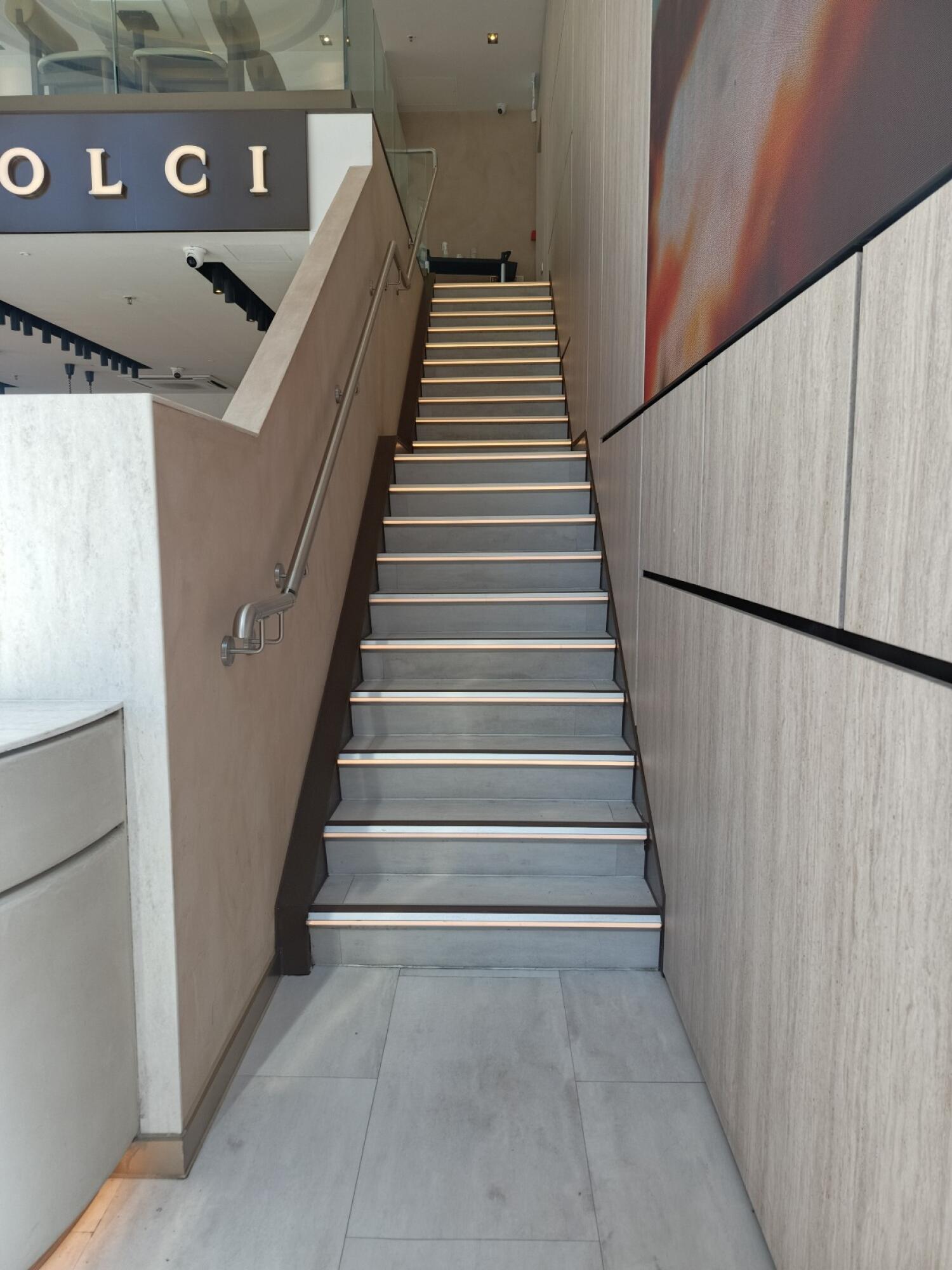 Indoor – Upstairs space