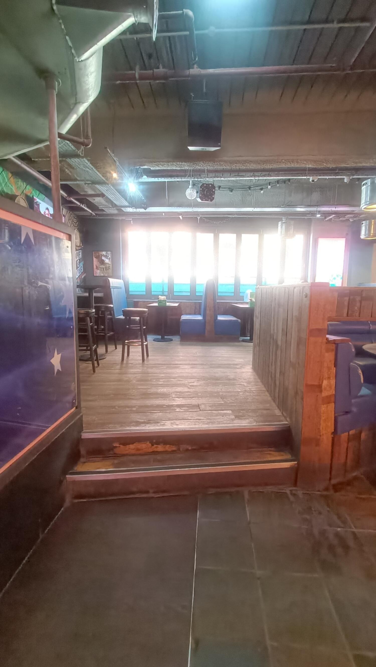 Indoor - Side space