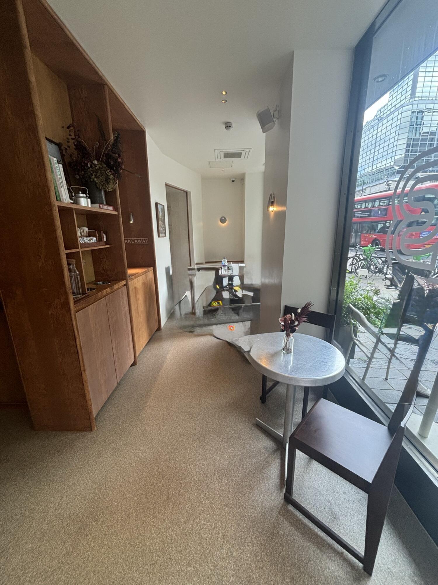 Indoor - Side space
