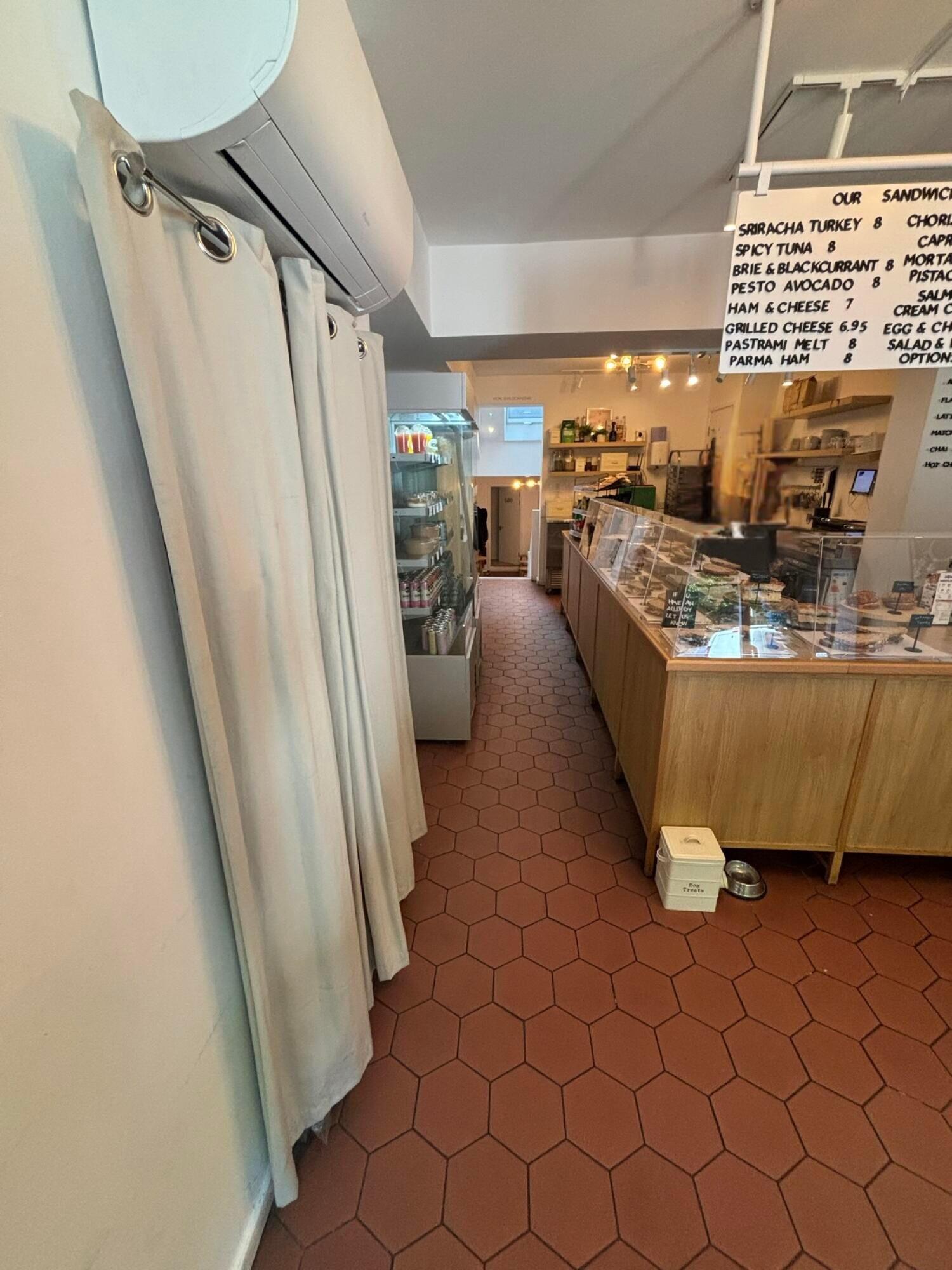 Indoor – Front space