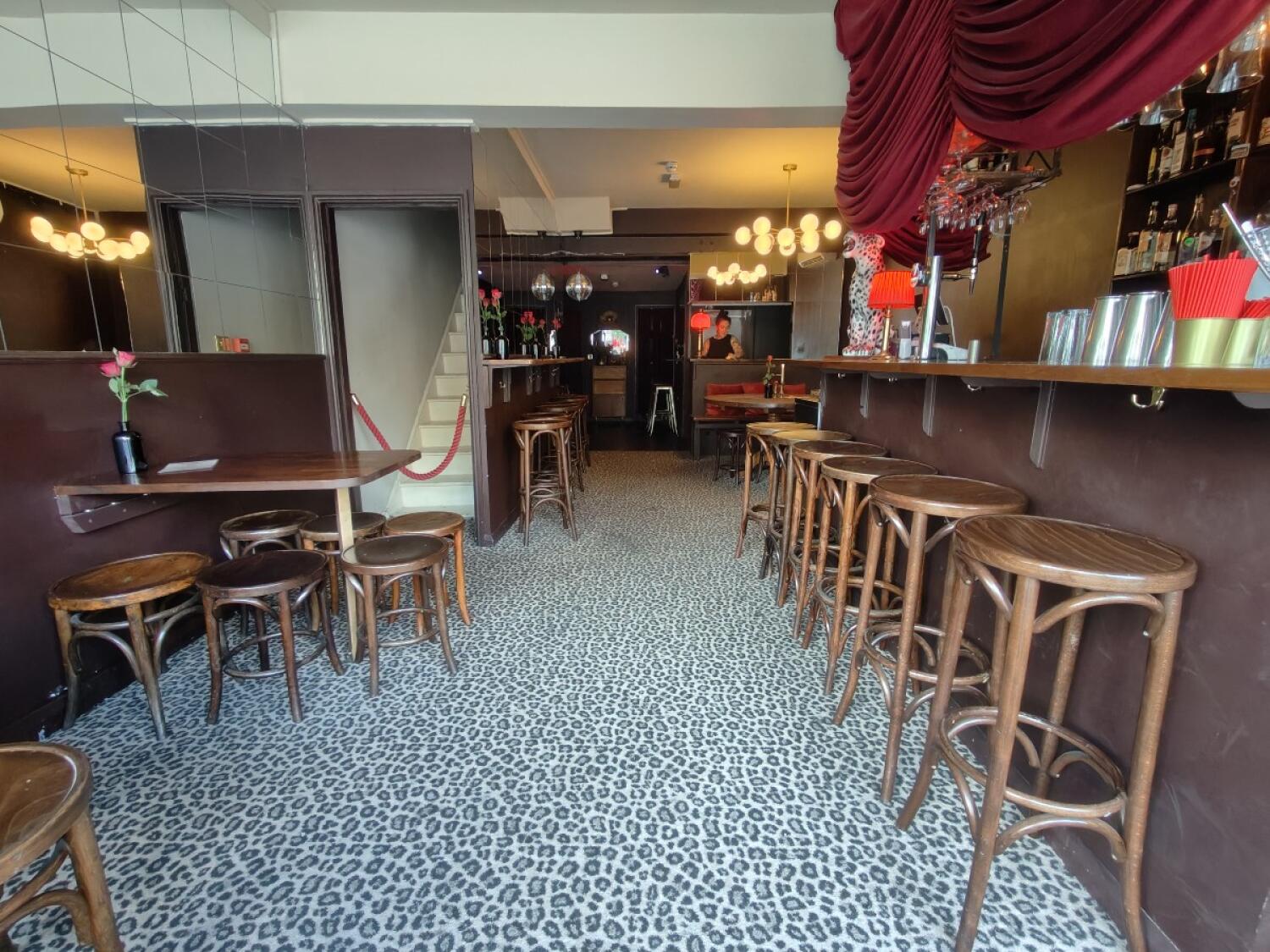 Indoor – Front space