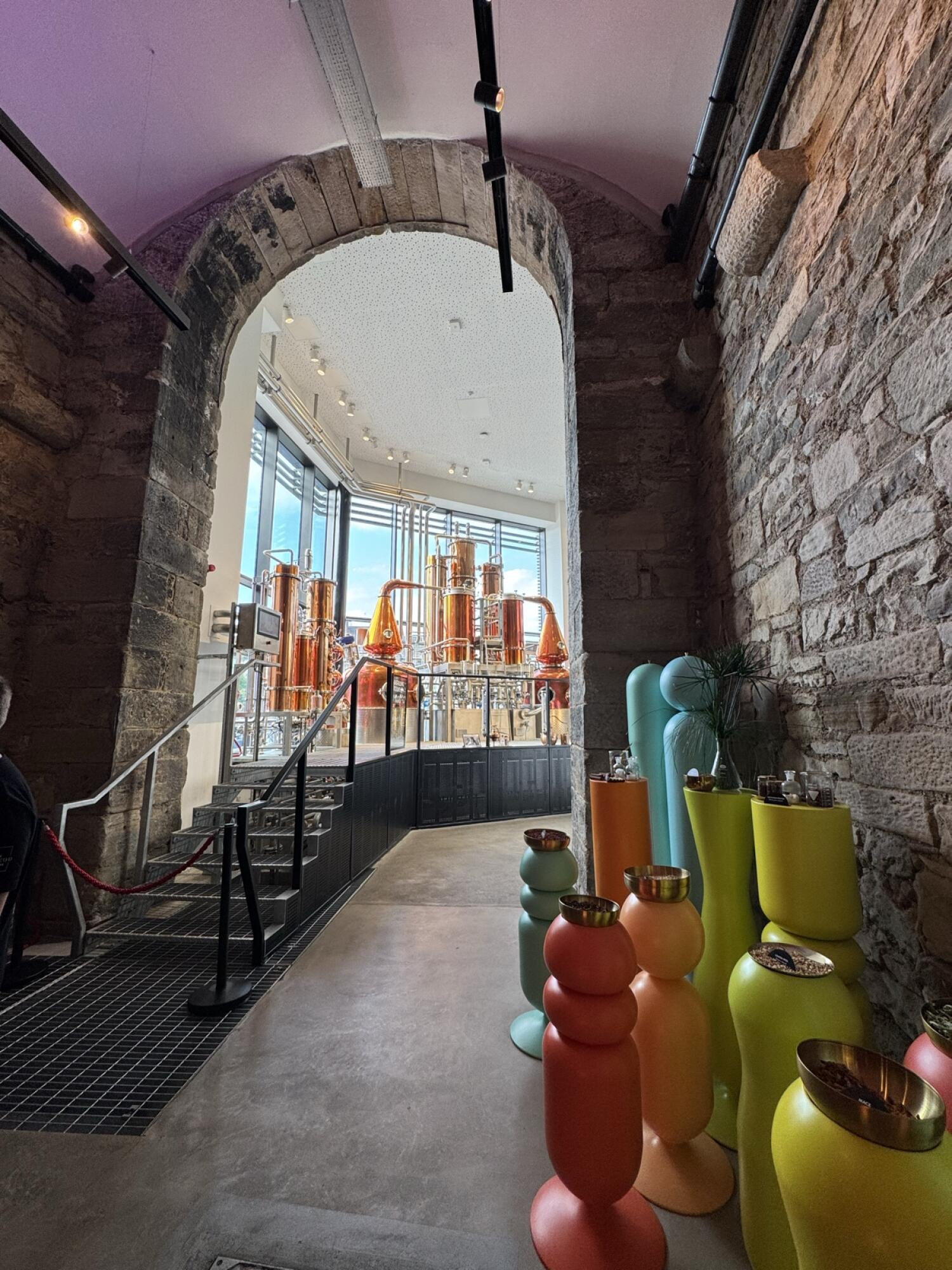 Indoor – Front space