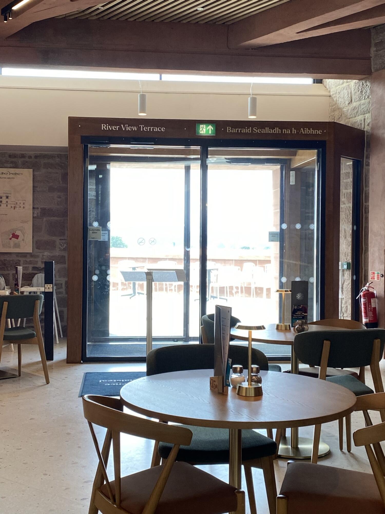 Indoor – Front space
