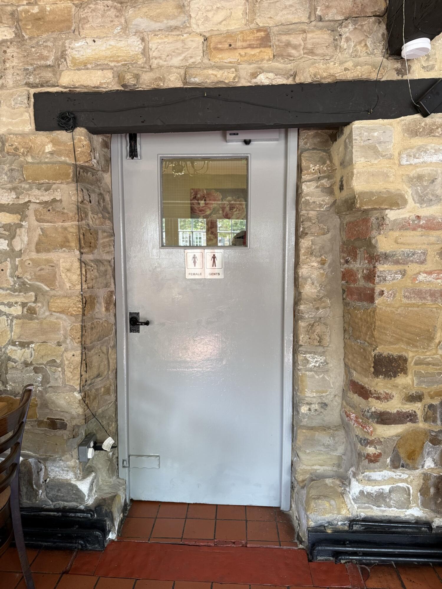 Non wheelchair-accessible bathroom