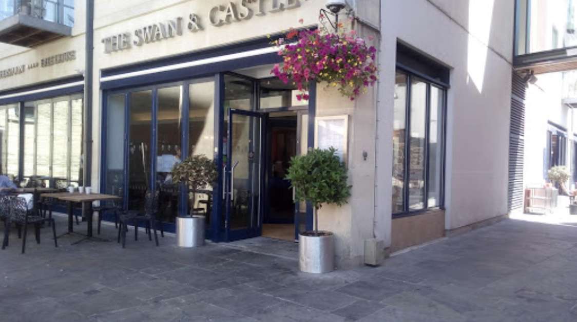 Photo of The Swan & Castle