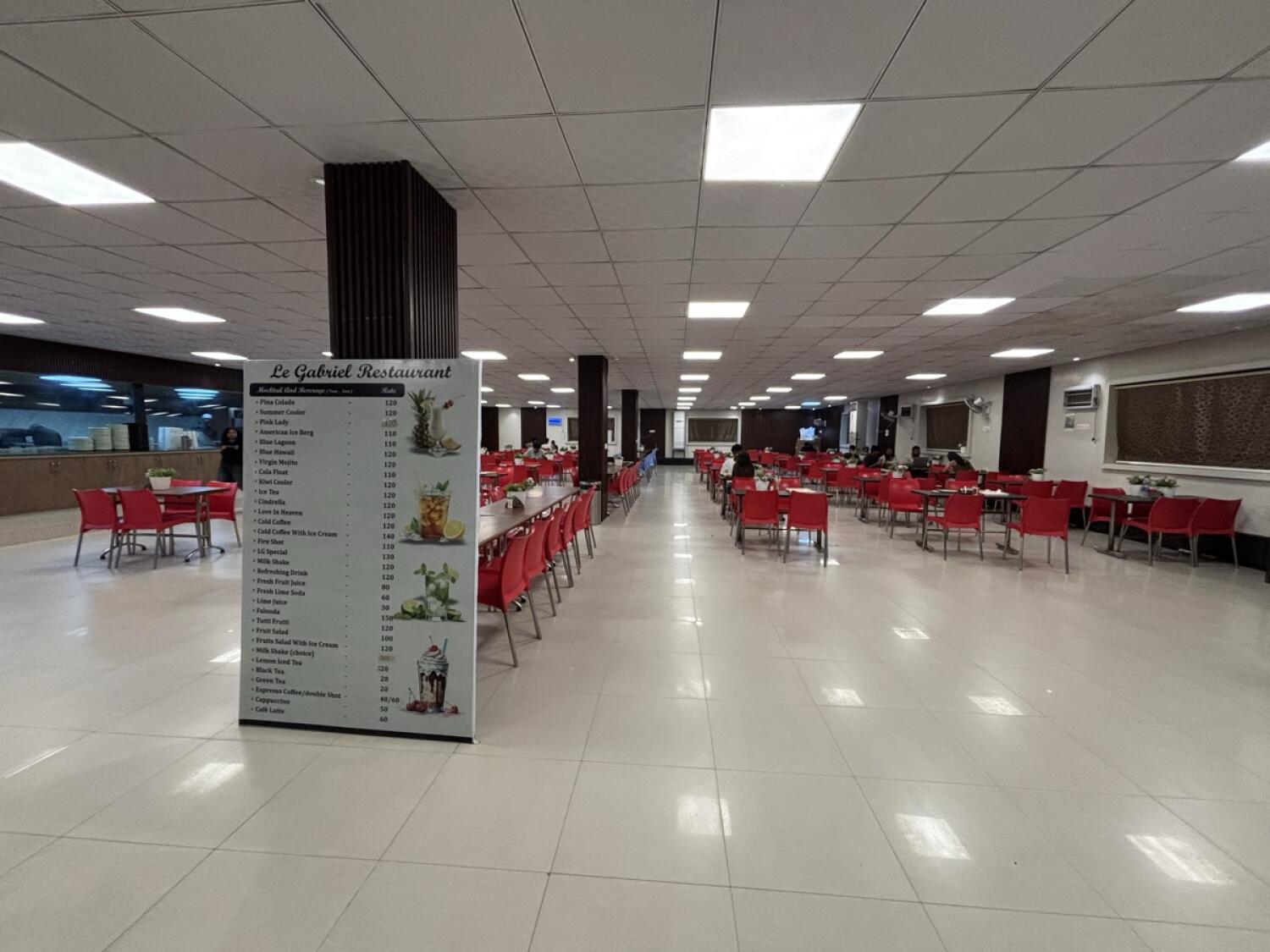 Indoor – Front space