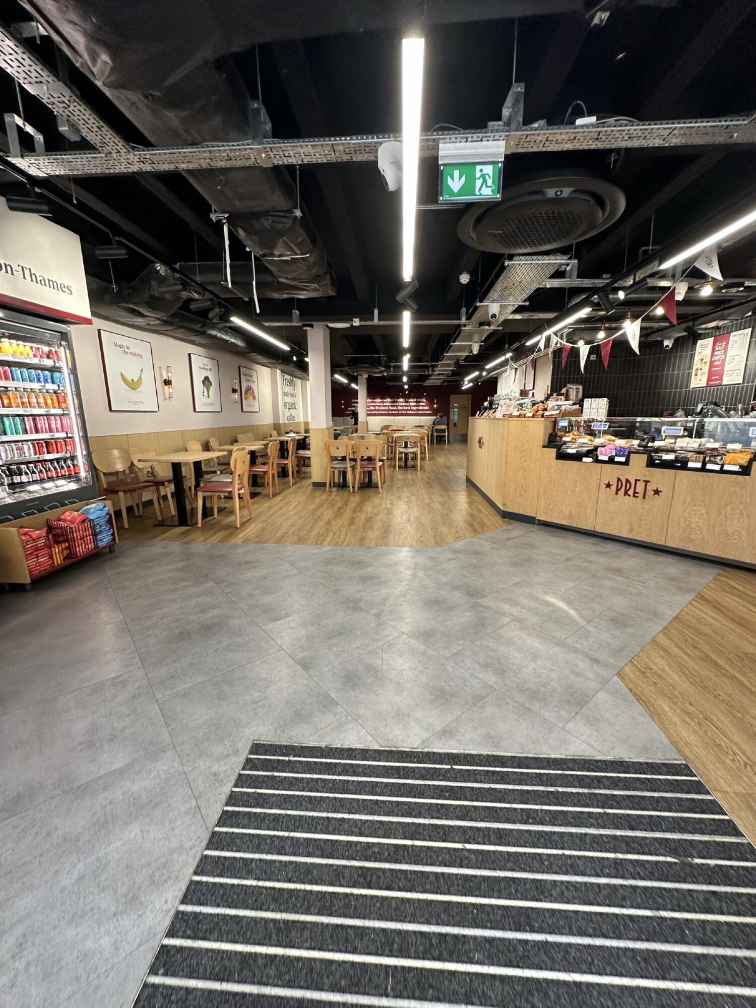 Indoor – Front space