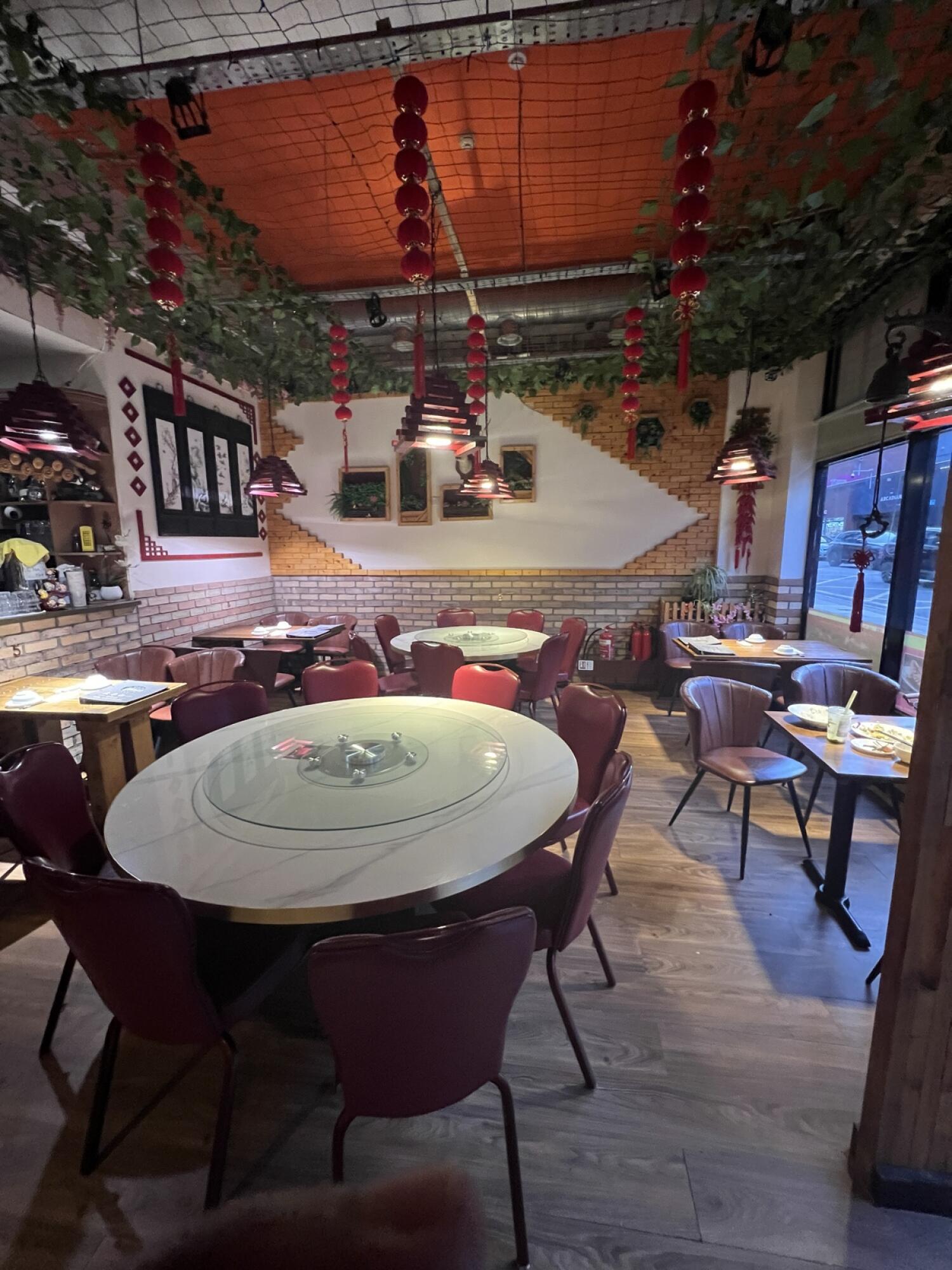 Indoor – Front space