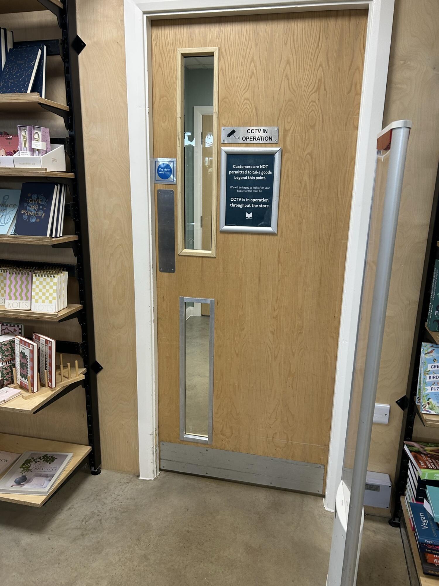 Wheelchair-accessible bathroom