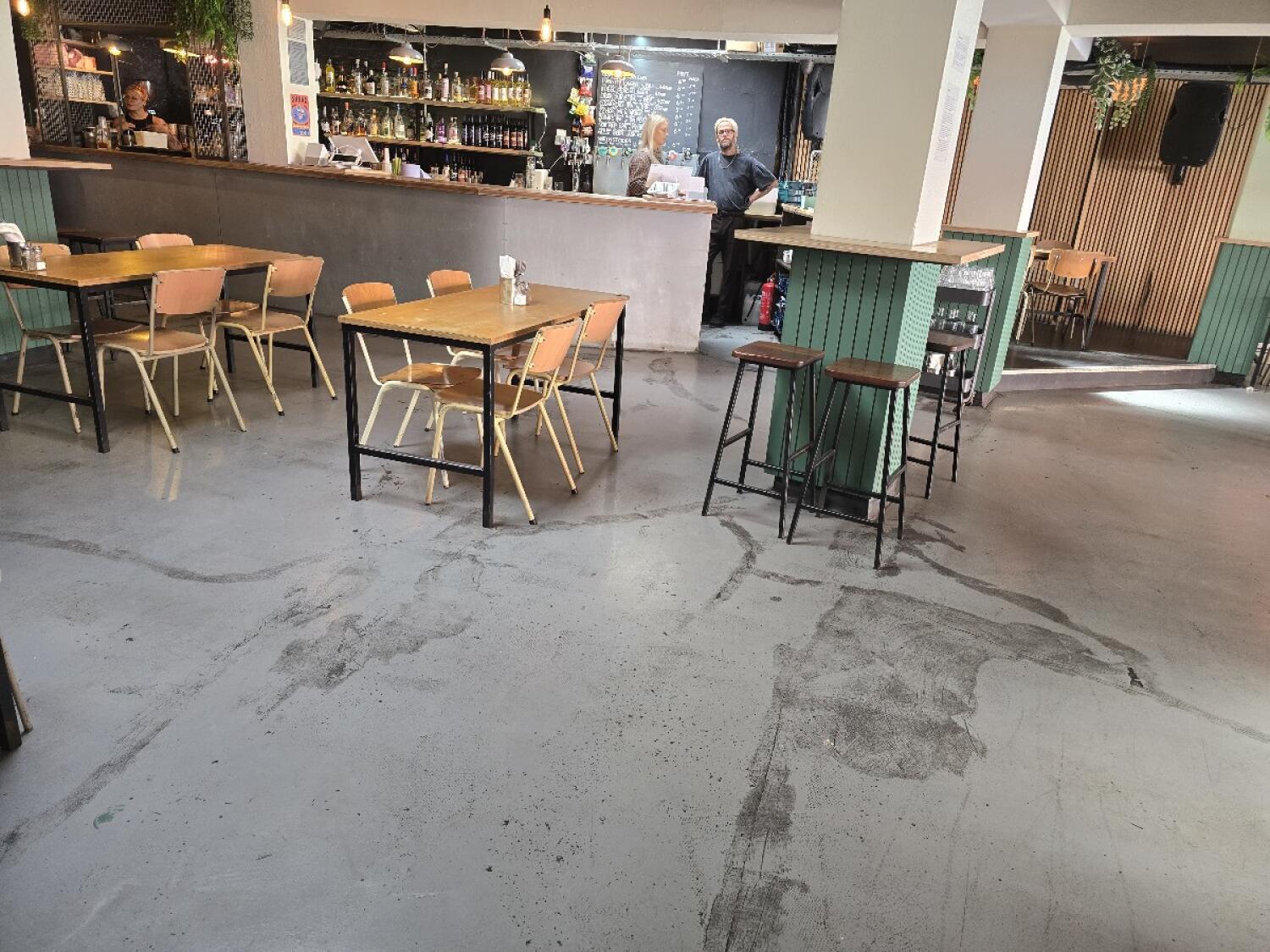 Indoor – Front space
