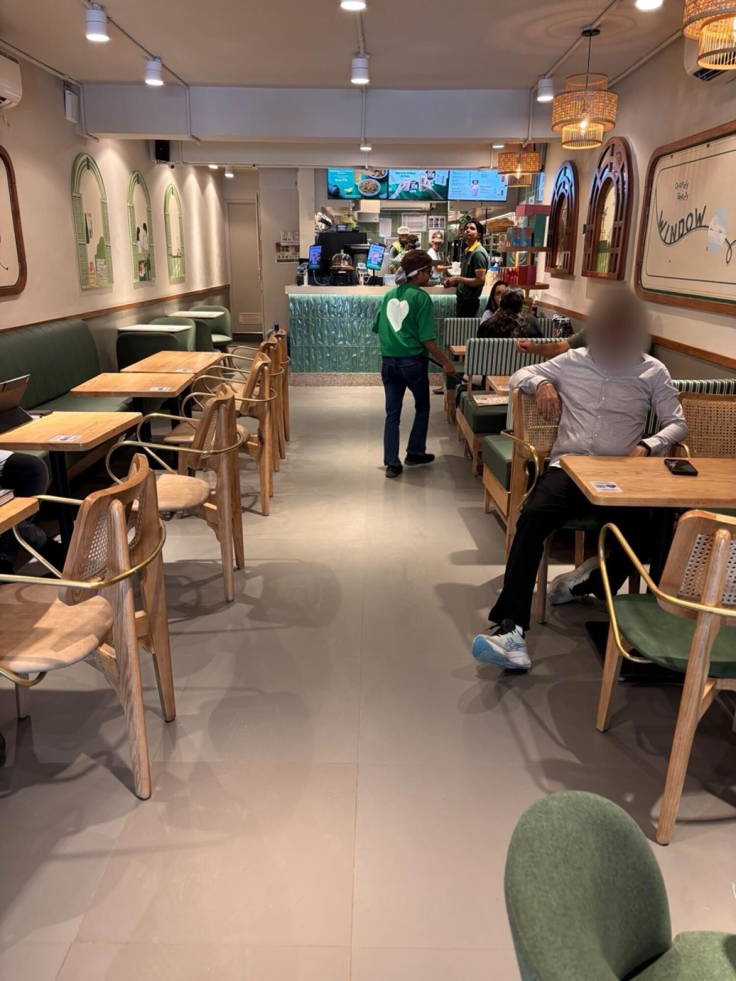 Indoor – Front space