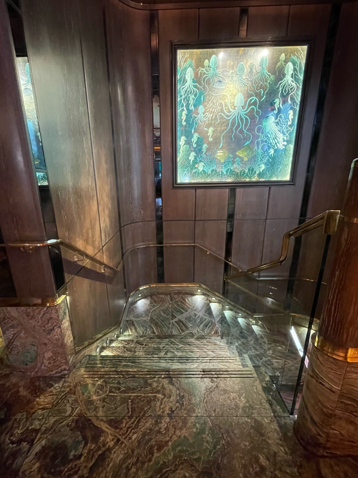 Wheelchair-accessible bathroom