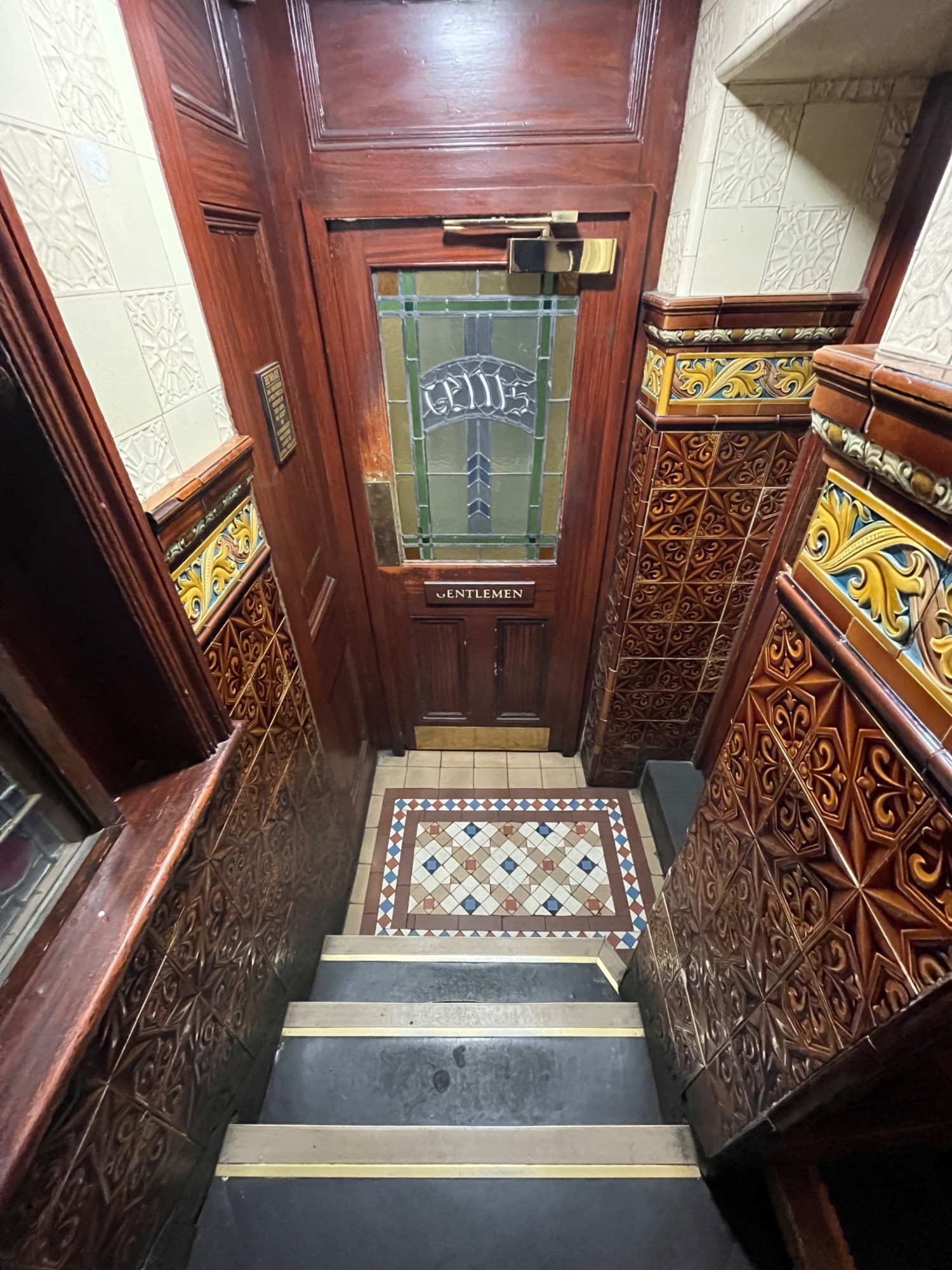 From landing facing right. Second set of stairs ahead.