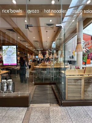 Photo of itsu - Oxford, Westgate