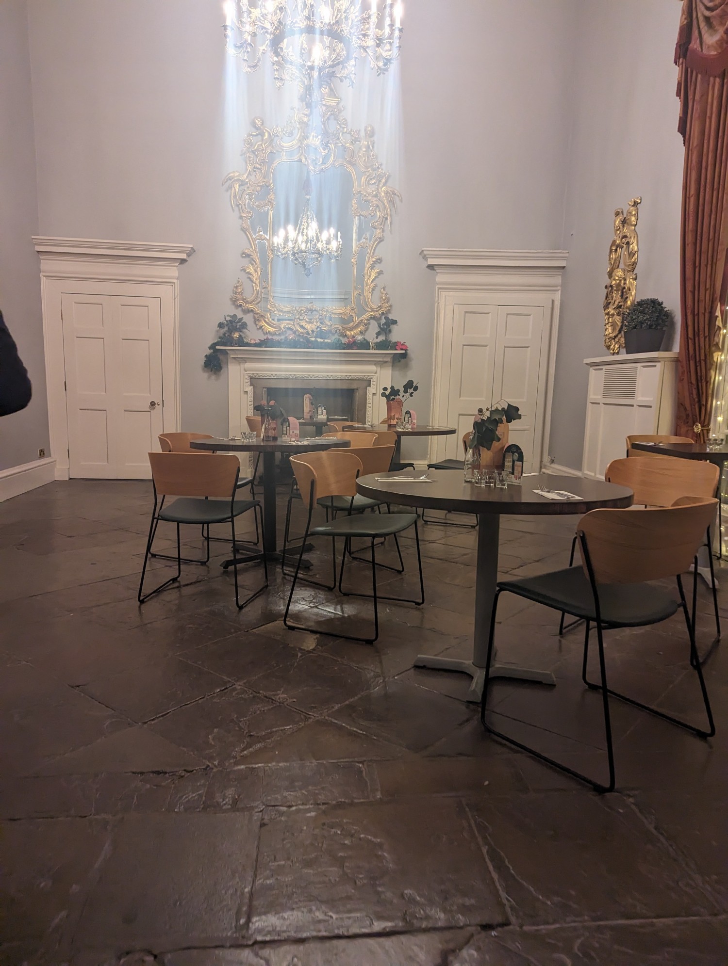 Seating area for food