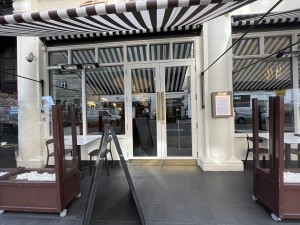 entrance, double doors, open right door