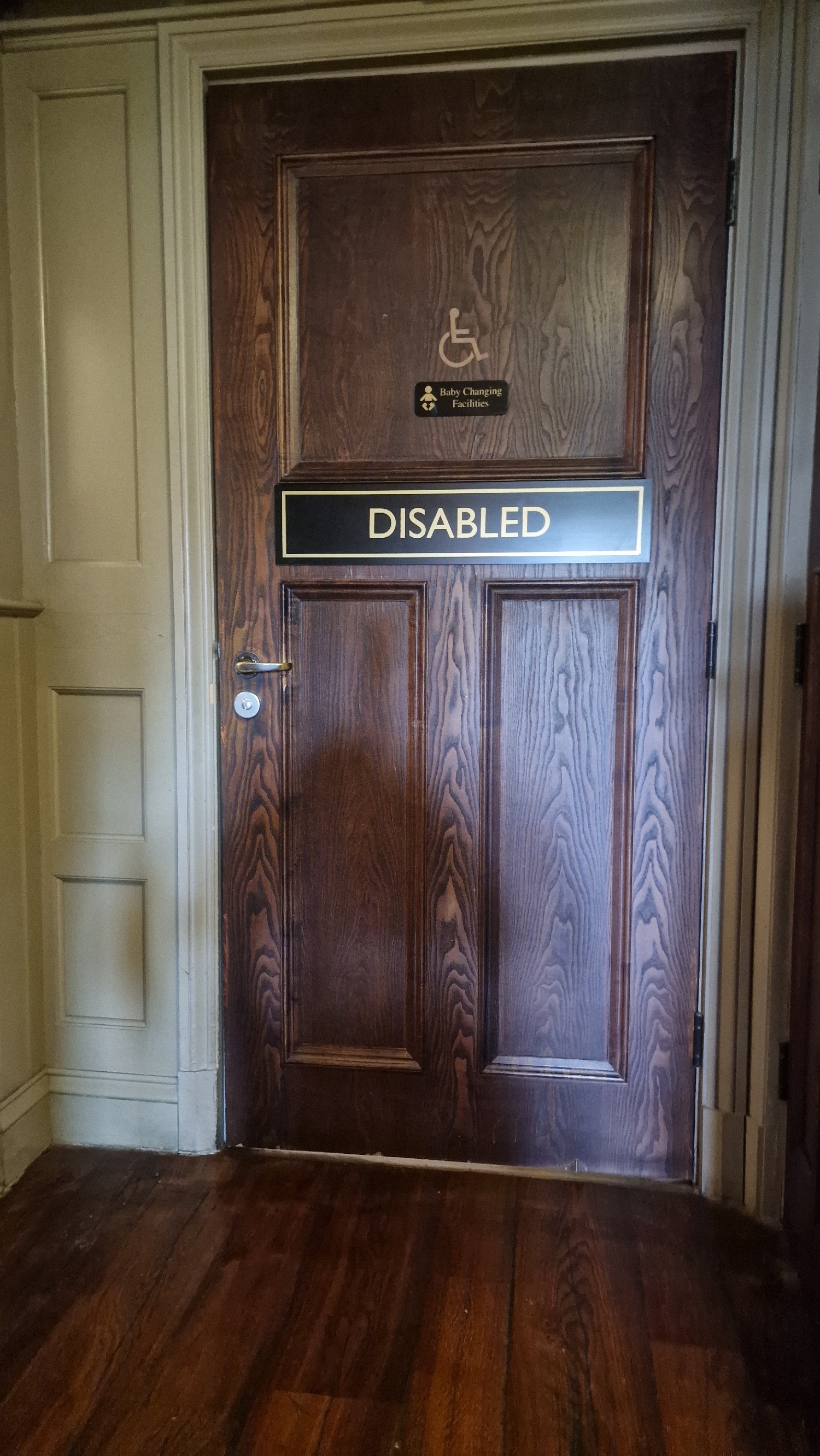 Door opens outwards