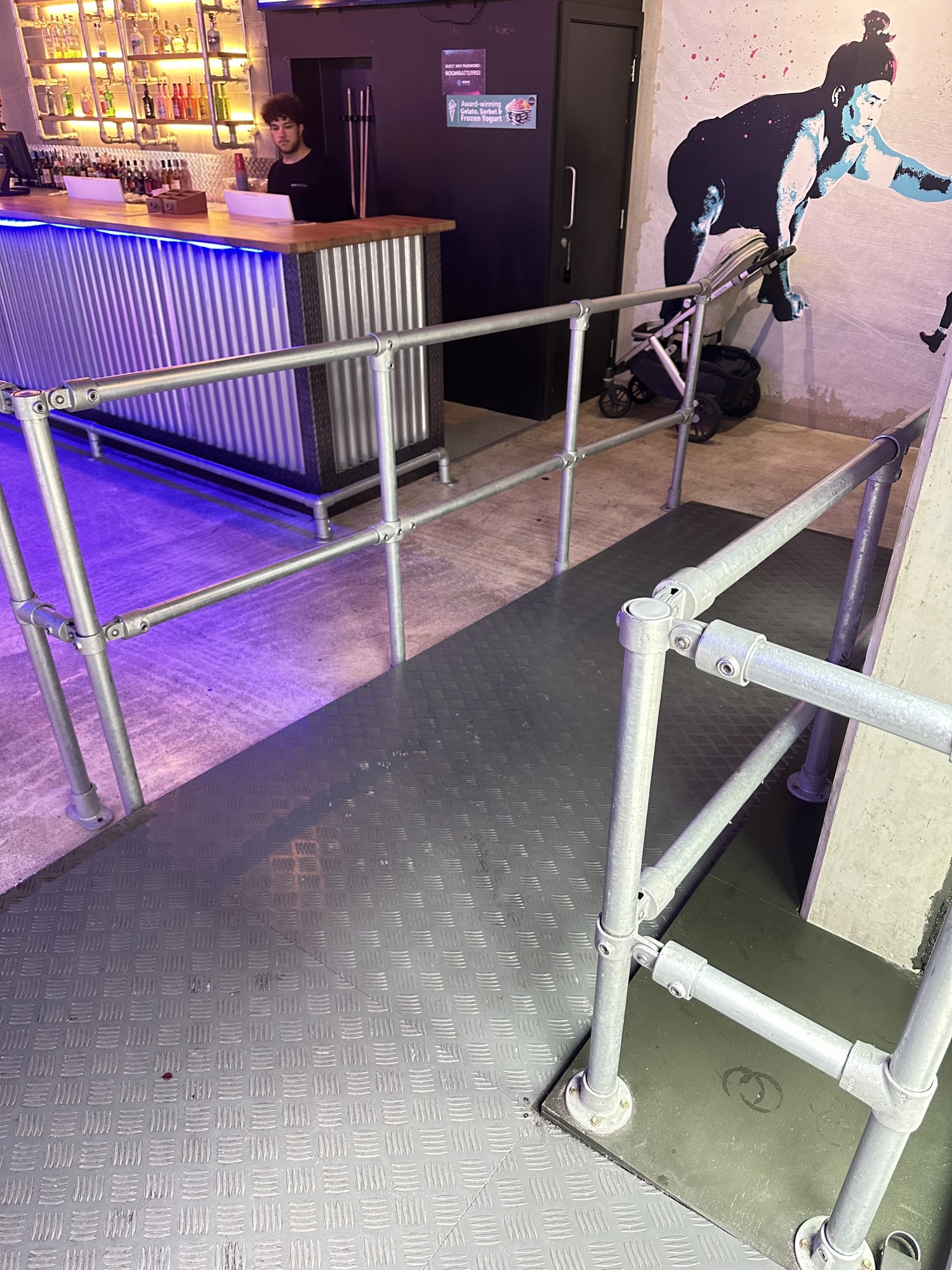 Big gentle ramp always available.