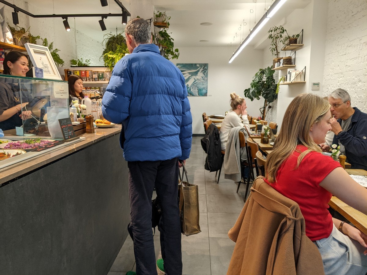 Indoor – Front space