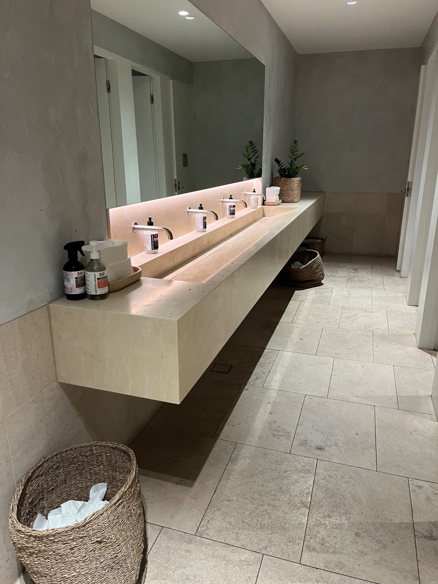 Sink communal