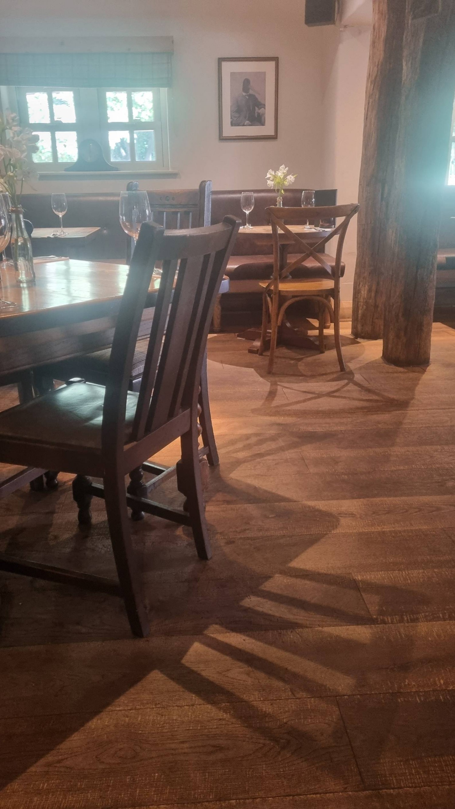 Main eating area. Seated height tables