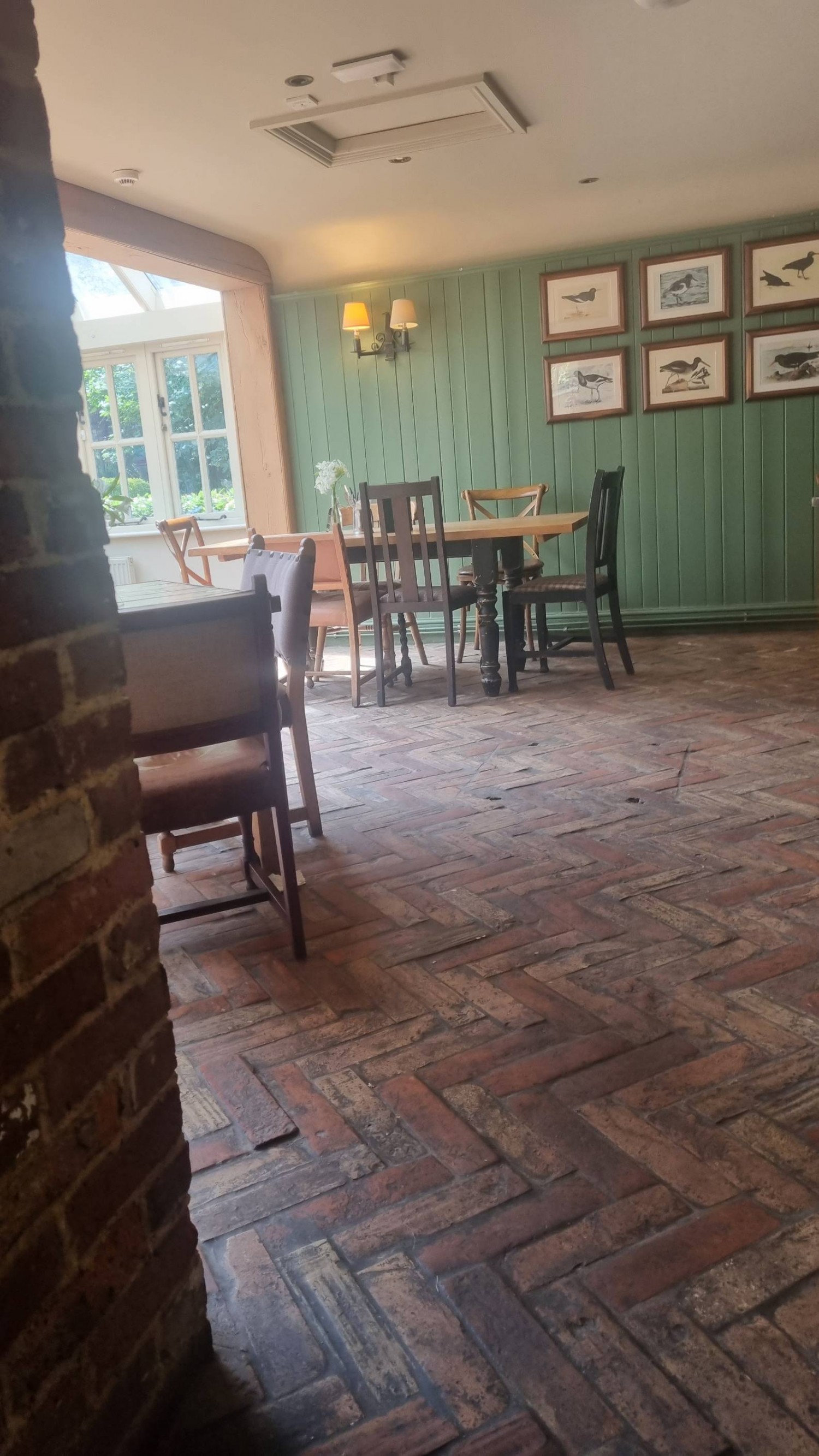 Back eating area