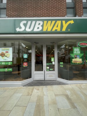 Front entrance is located at the centre of the venue front.