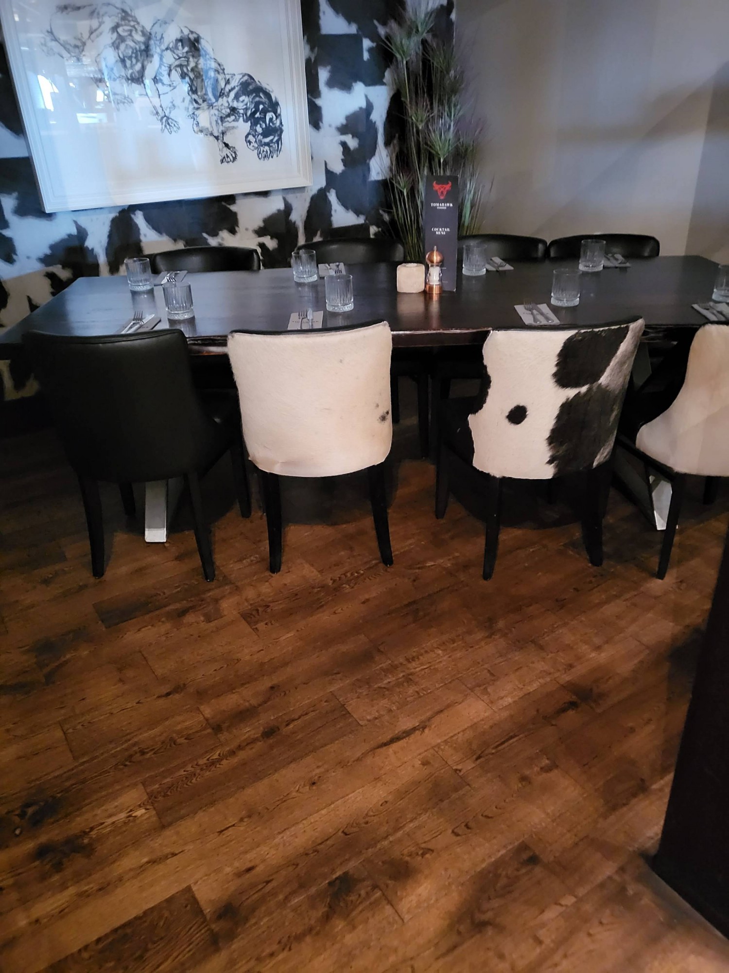 Big group table available separate from other tables
