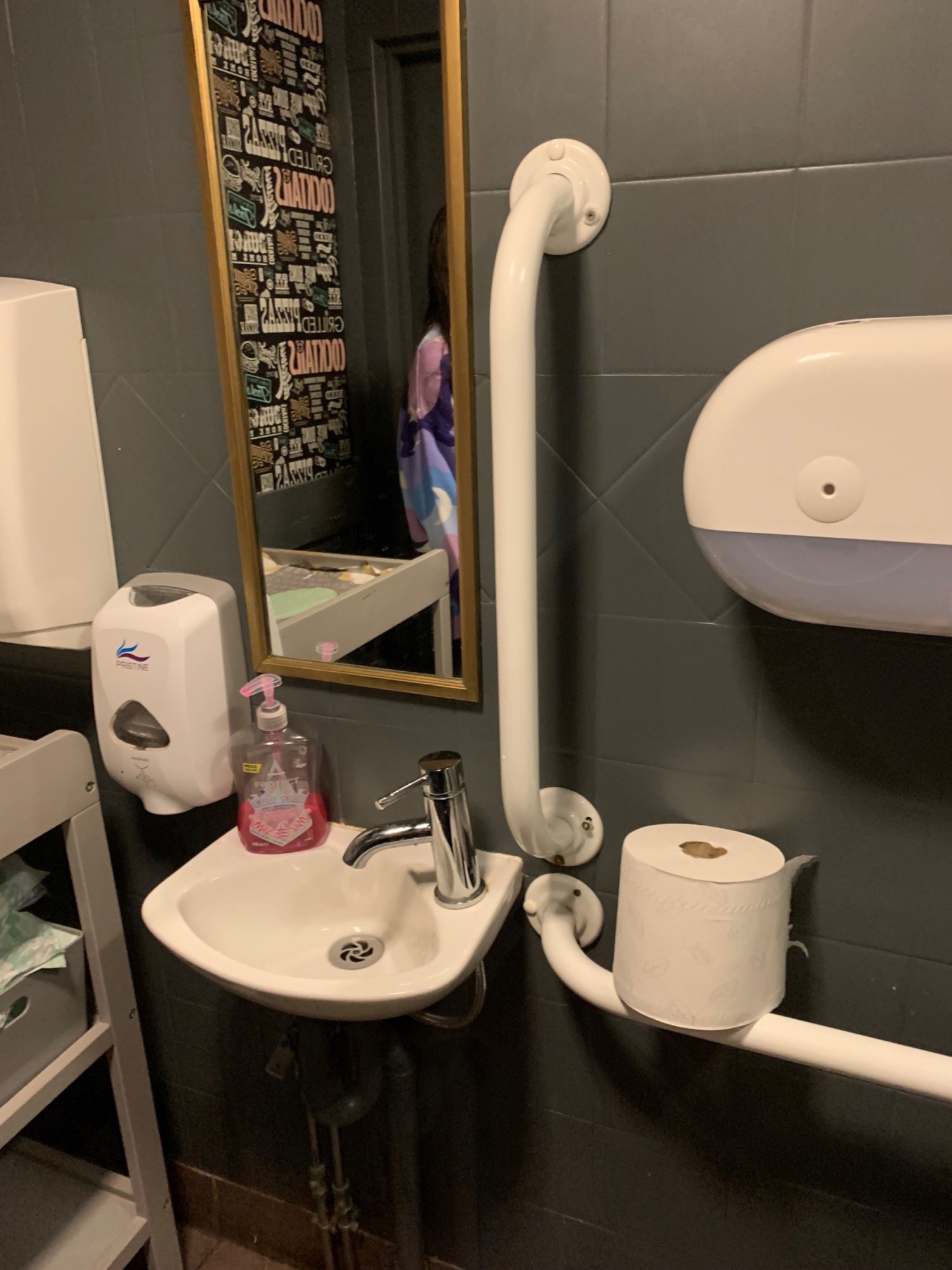 Low sink , low mirror.