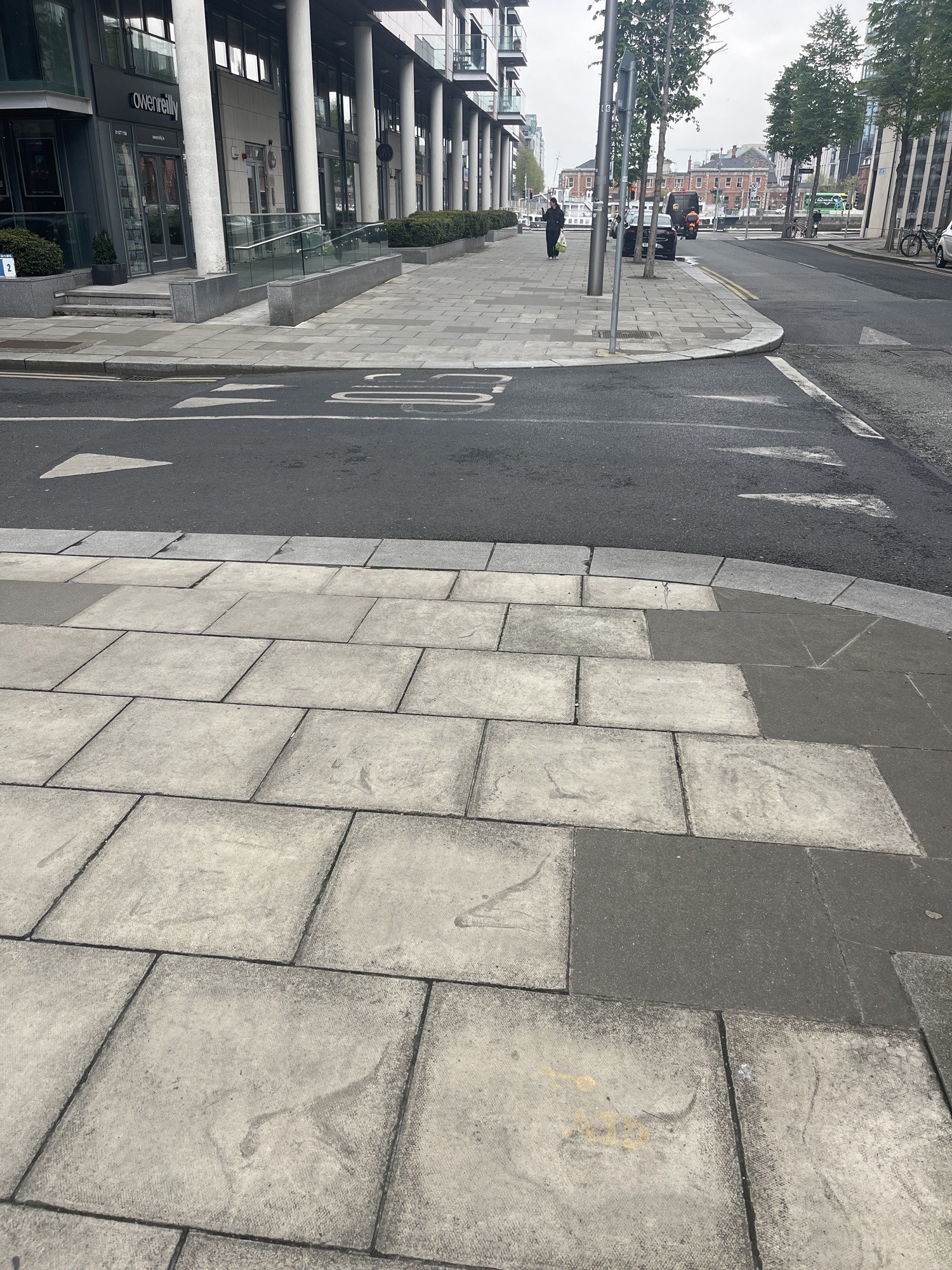 Main road from right hand entrance, heading towards the Liffey